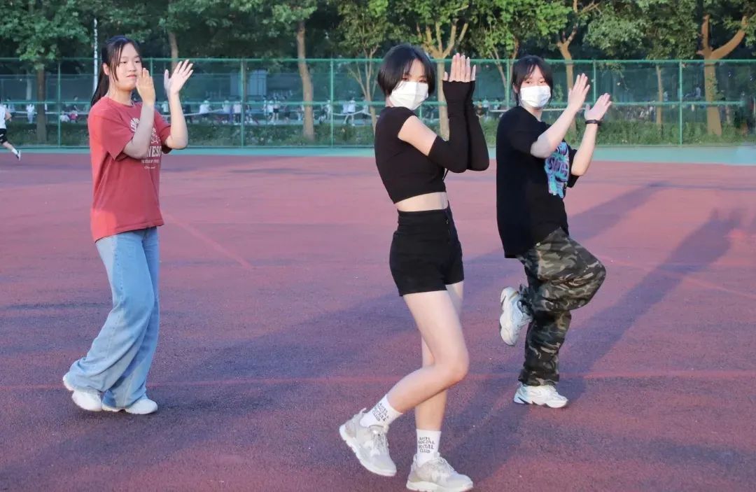 大学社团怎么选?这些有趣社团等你来