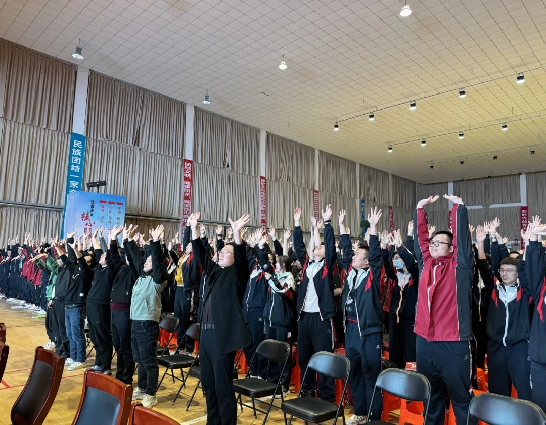 乌兰察布集宁一中举办高考心理辅导讲座,助力考生减压迎考