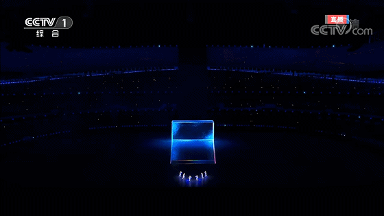 2022北京冬奥会开幕式亮点多,网友被中国式浪漫感动