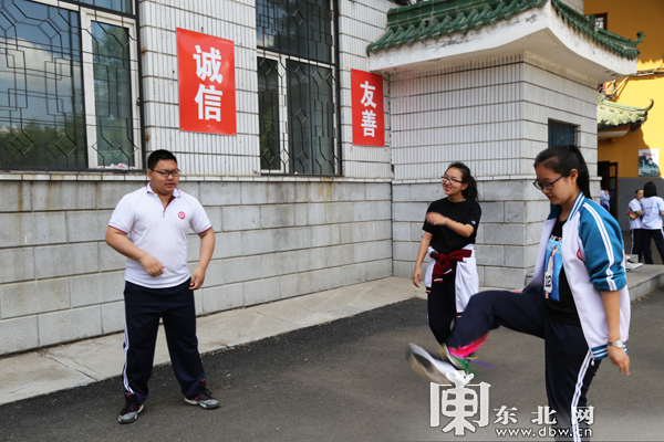 2018高考倒计时12天,哈三中考生课间状态超积极