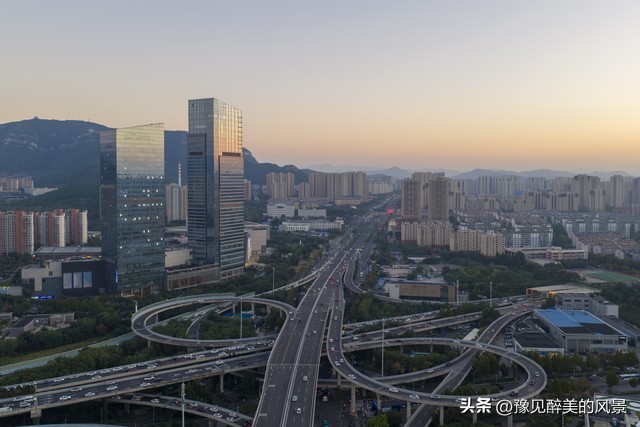 2026年山东高速建设计划:24条续建+4条开通,总投400亿