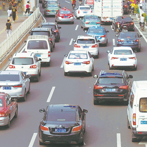 广州外地车高峰限行将至,车主反应不一,限行历史受关注