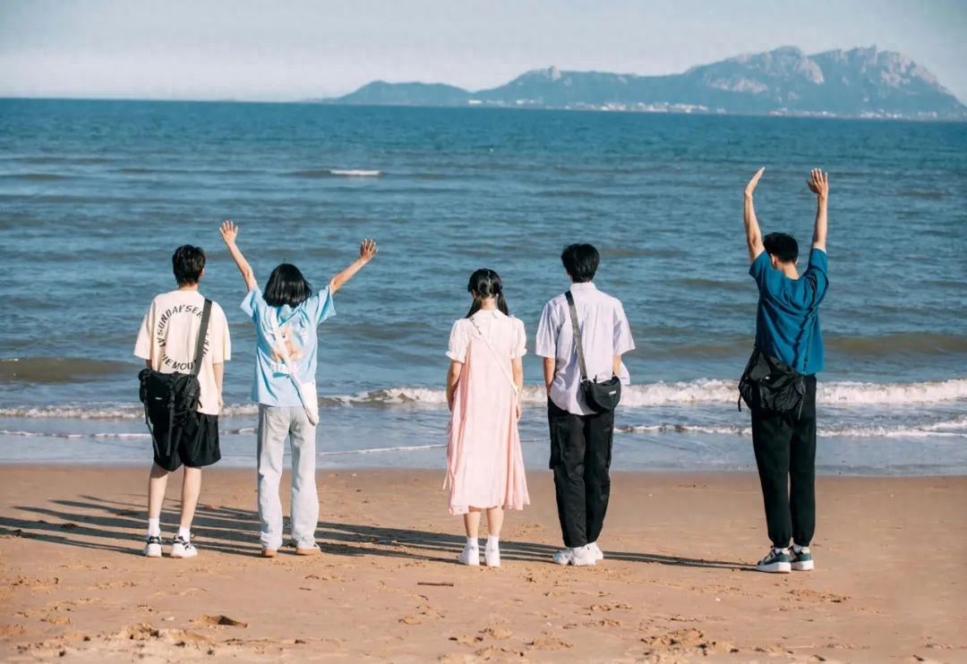 大学生追求理性恋爱，考量投入产出，寻求可控安稳恋爱状态