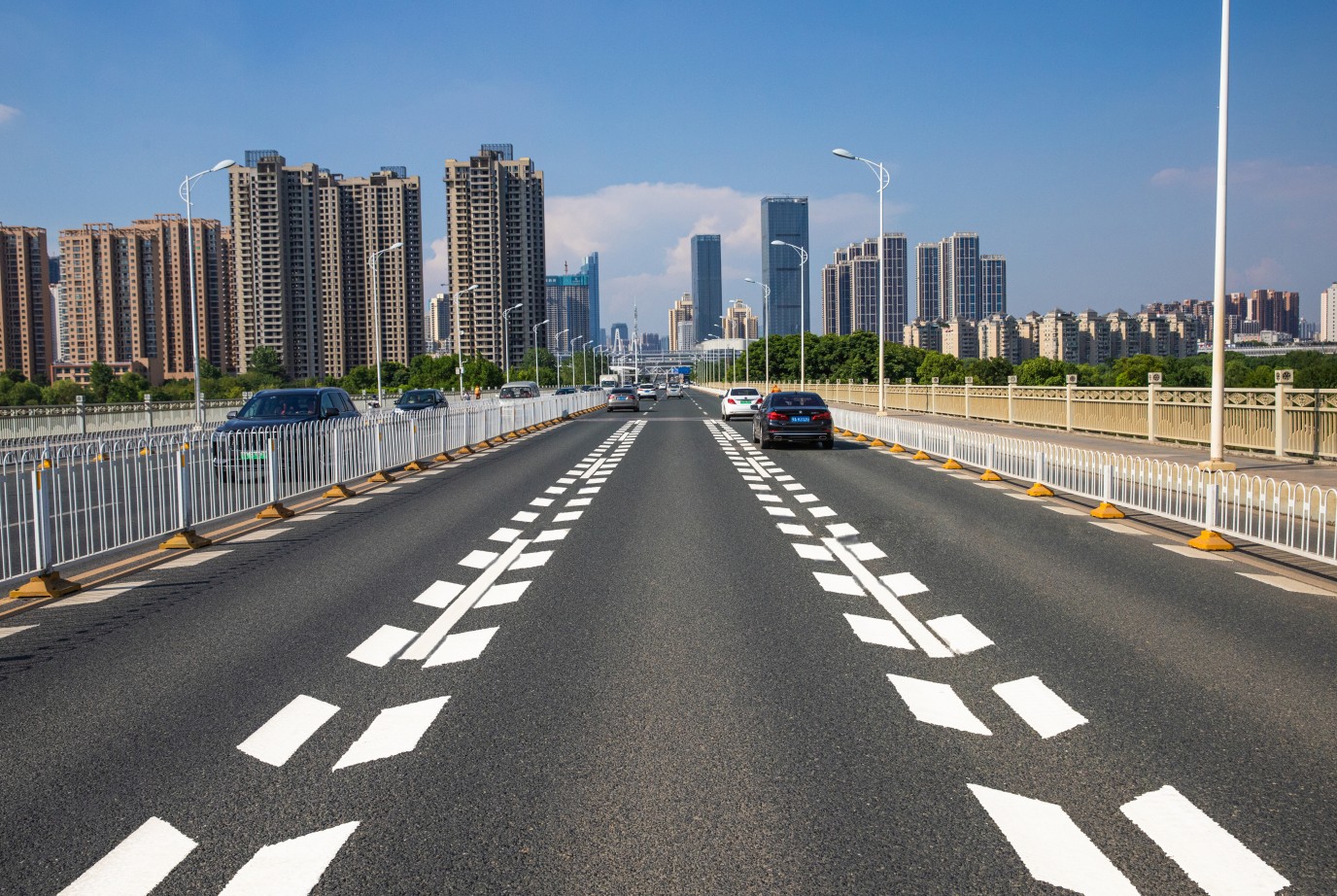 老司机总结的9种易违章情况,新手及常违章者快来看