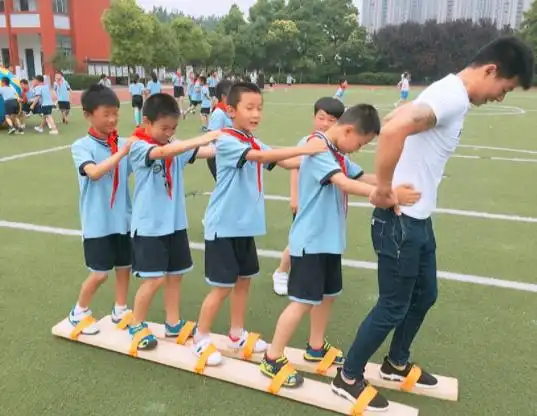 2022年《新体育法》正式宣布,体育成绩将与高考报名挂钩。高考学生需要注意的